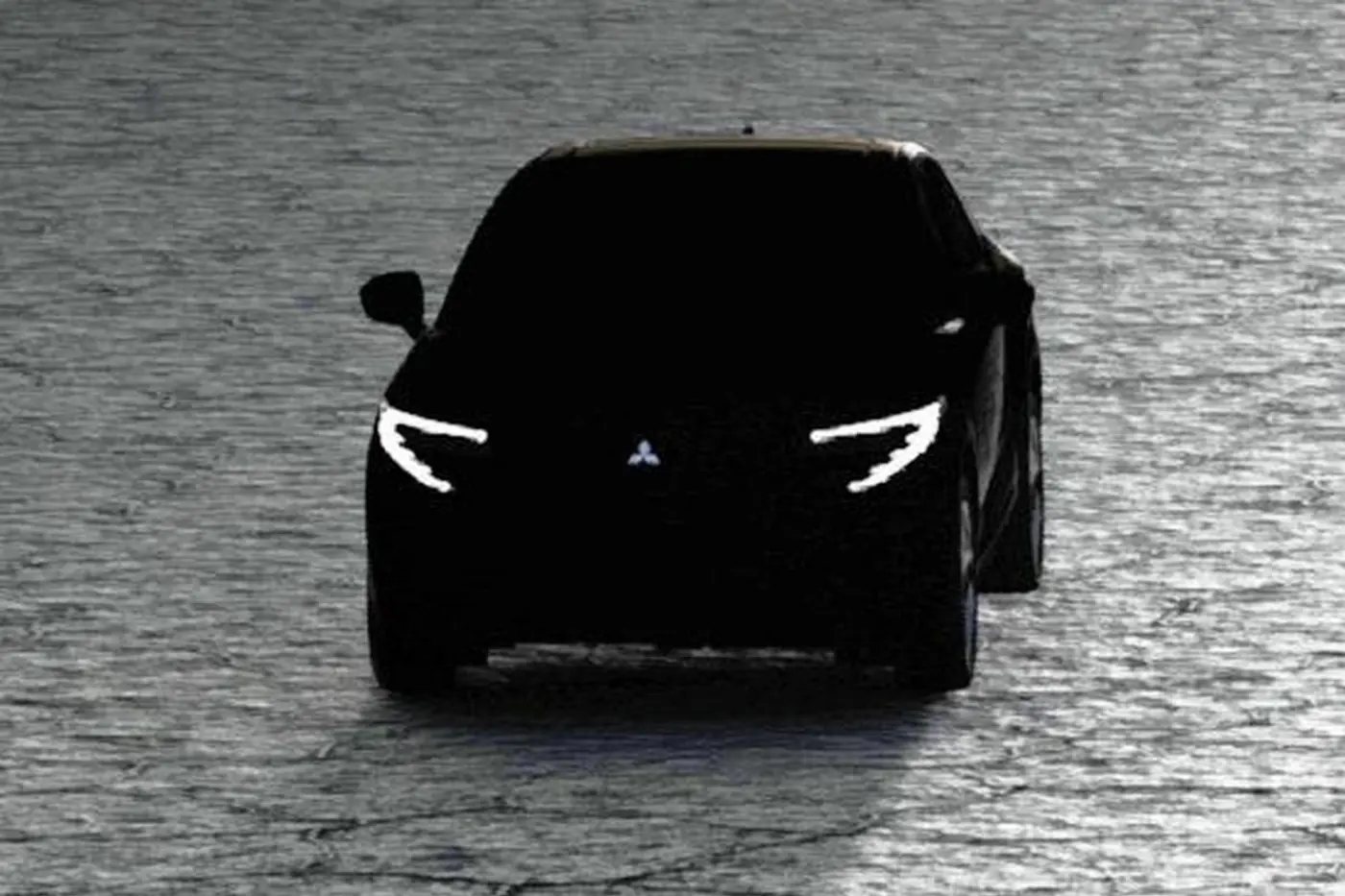 Mitsubishi выпустит новый электромобиль на базе Nissan LEAF