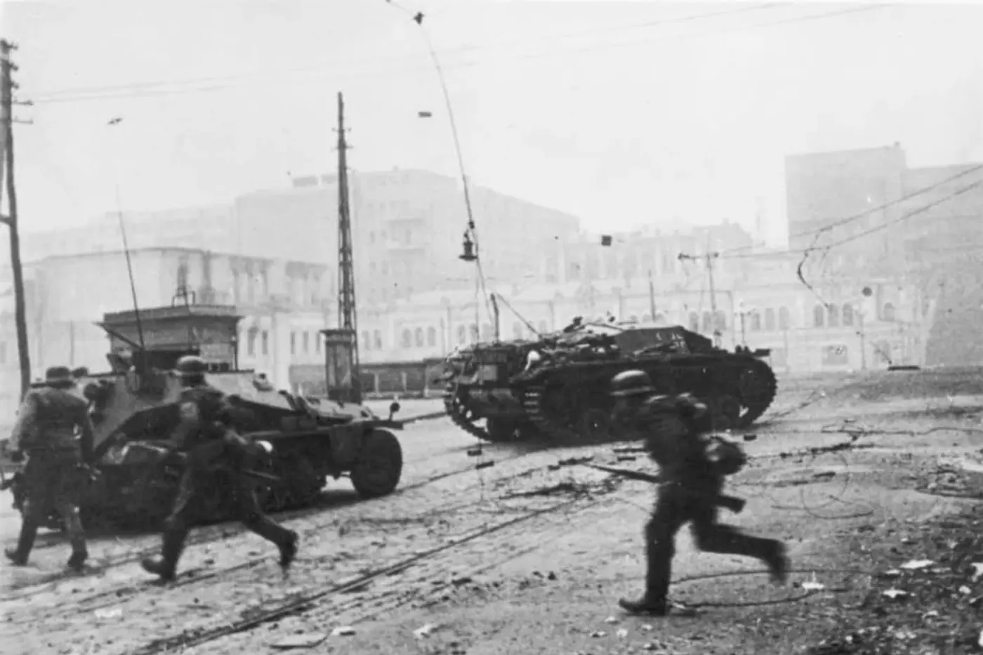 От «Катюши» до «Тридцатьчетверки»: военная техника, которая привезла Победу