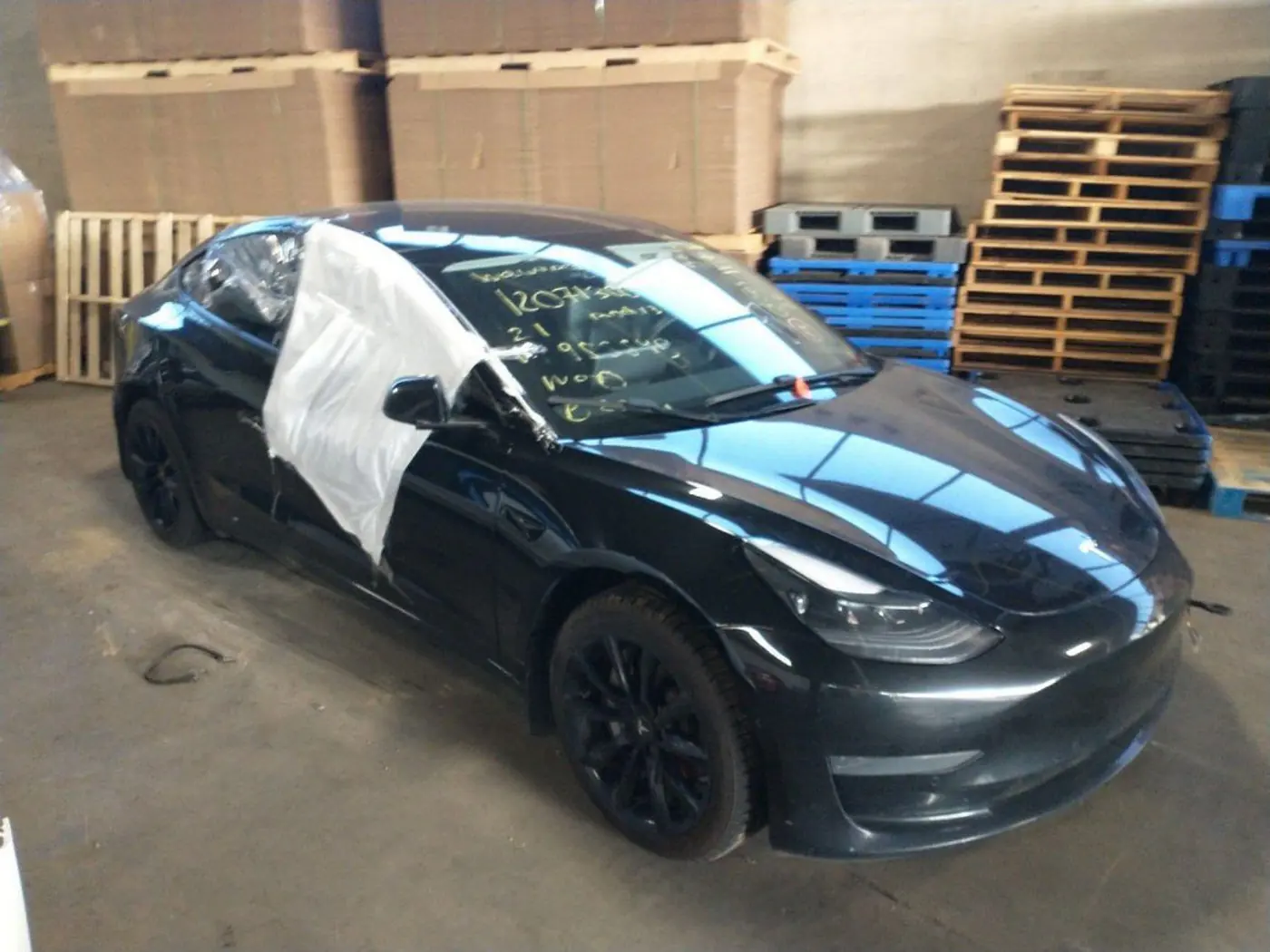 Это наша Tesla! Вот как «утопленница» из Канады стала ярким проектом
