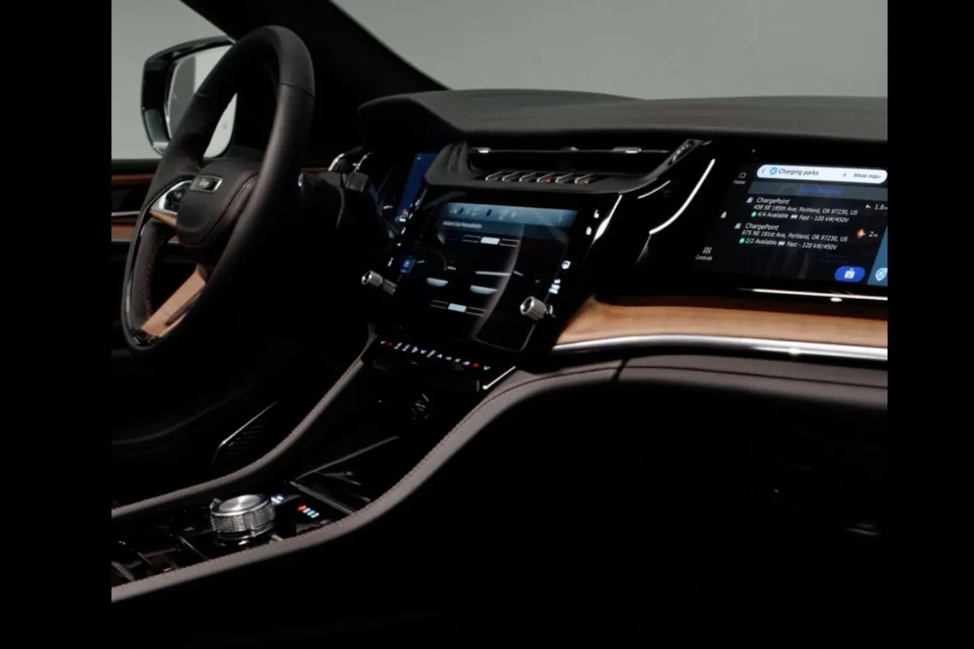 Jeep готовит обновленный внедорожник Grand Cherokee