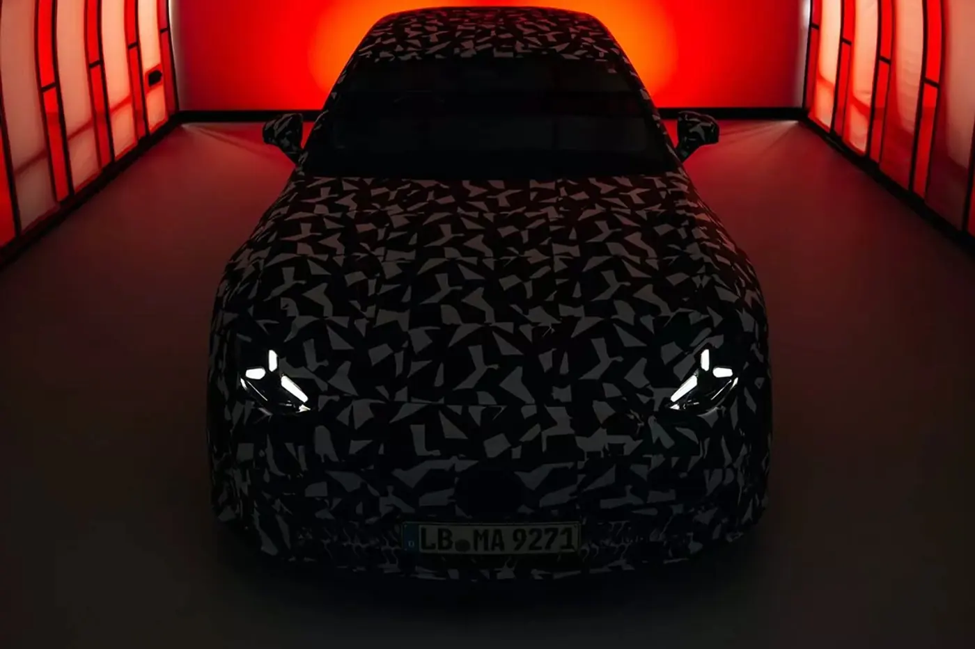 Mercedes-AMG представит суперседан мощностью 1000 л.с.