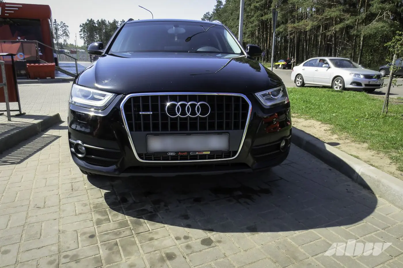 Audi_Q3_спереди