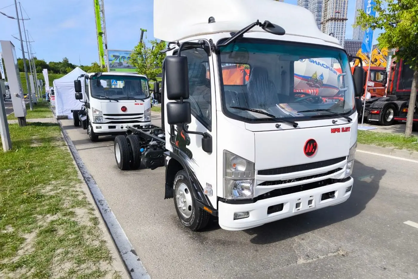 В Челябинске начали сборку грузовиков на шасси Isuzu под маркой MС