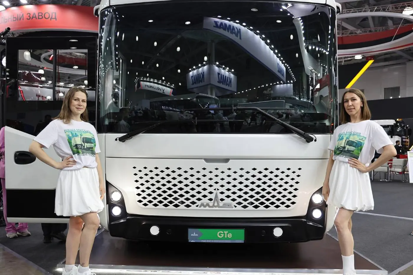 МАЗ представил MAZ-GTe – первый белорусский мусоровоз с электрическим приводом
