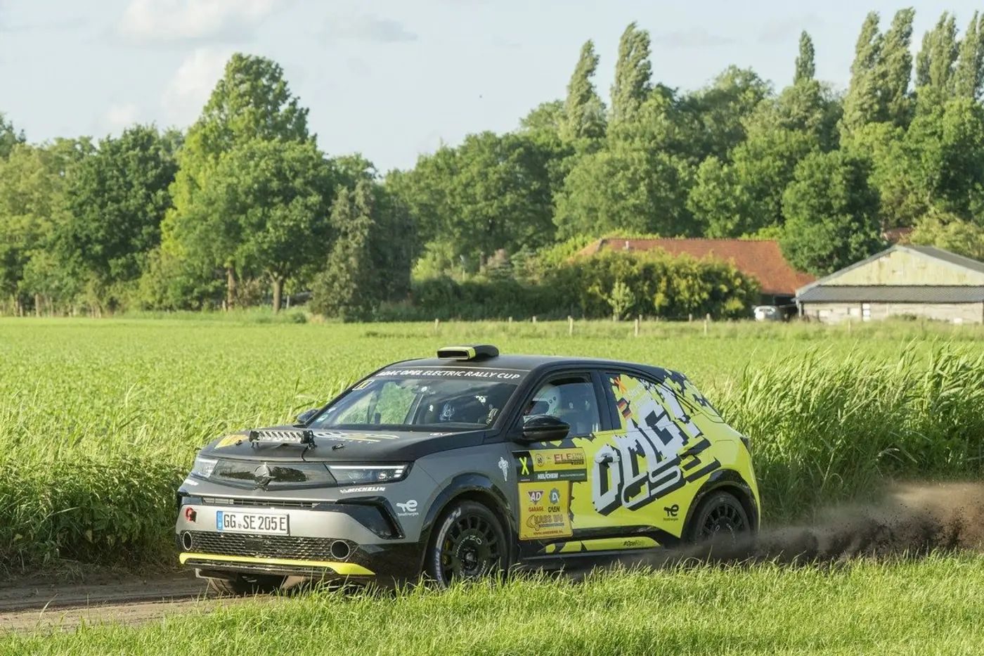 Электрические кроссоверы Opel: «вездеходная» Frontera и раллийная Mokka