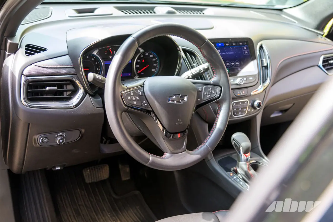 «Биток» или «топляк»: какой Chevrolet Equinox выгоднее для пригона из США?