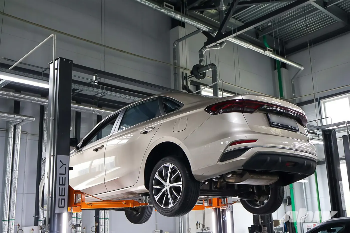 Зря «игнорил» антикор! Что случилось с Geely Emgrand за два года