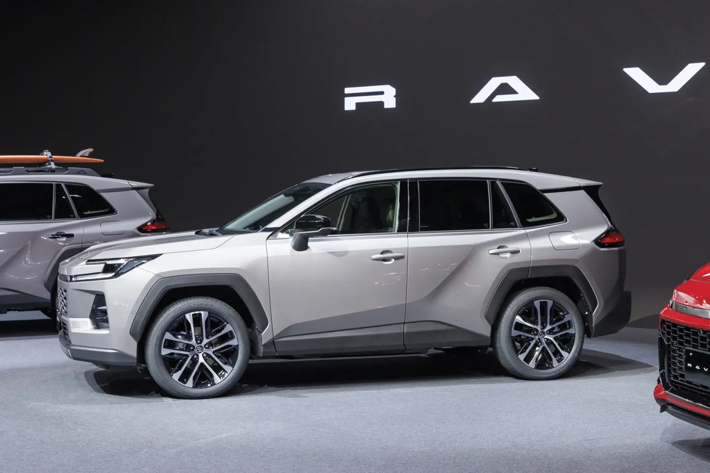 Эволюция Toyota RAV4: от молодежного «малыша» до мирового бестселлера