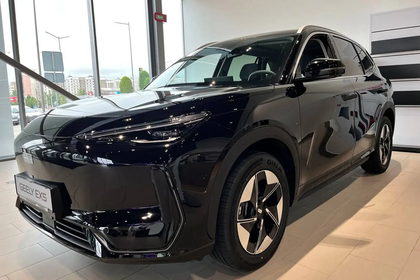 В Минске открылся новый официальный дилерский центр Geely