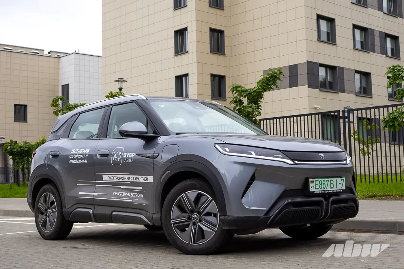 Электрический кроссовер по цене Vesta SW Cross: тест-драйв BYD Yuan Up
