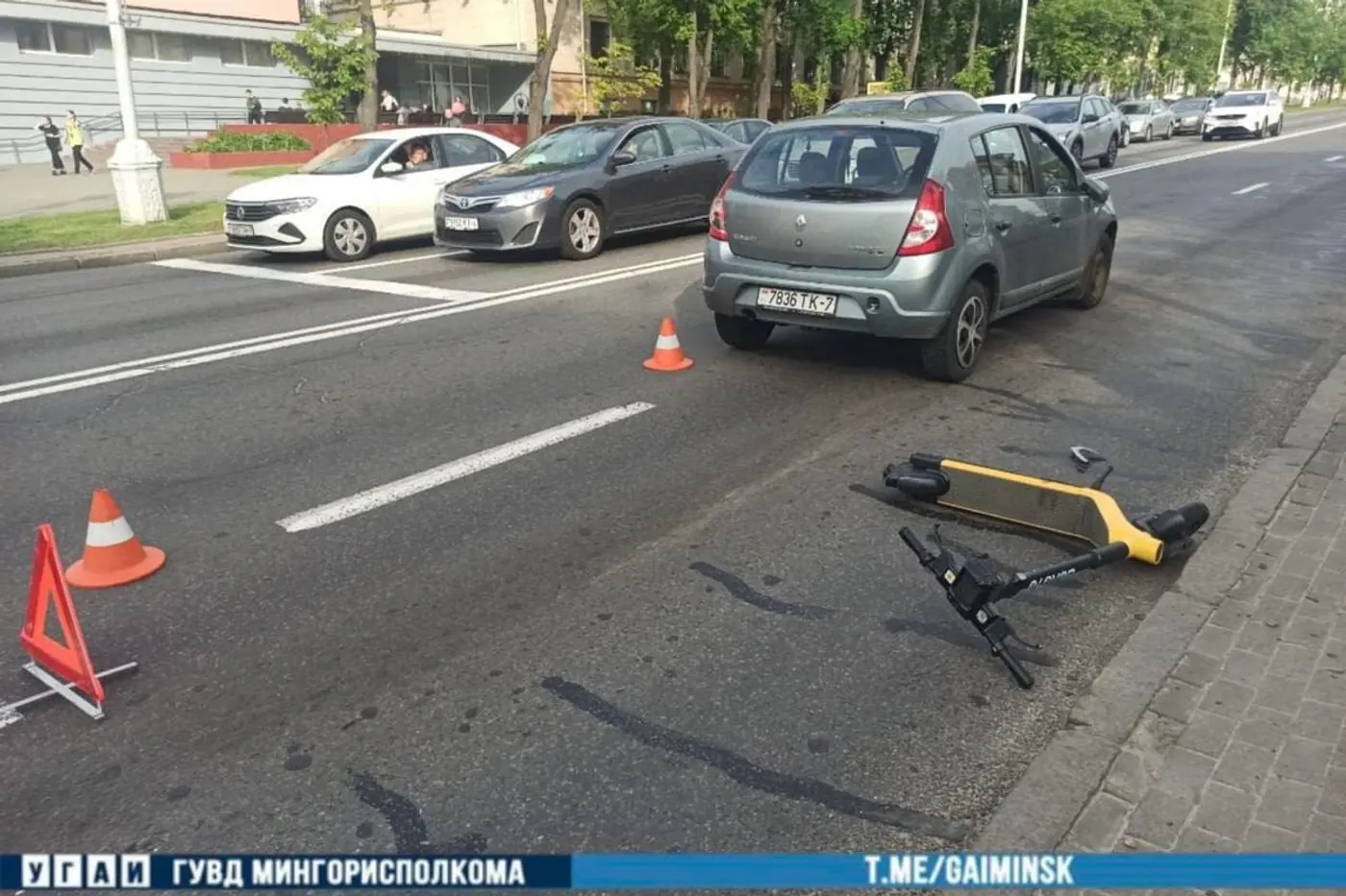 Нарушил ПДД и попал под машину: авария с самокатчиком в Минске