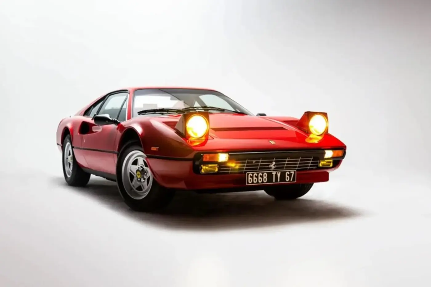 Легендарный Ferrari с минимальным пробегом выставлен на аукцион