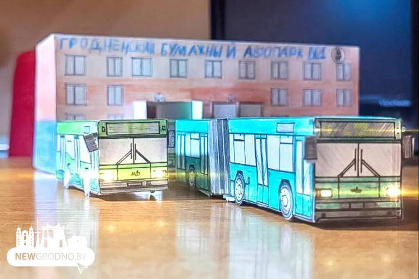 «Бумажный автопарк №1» есть в Беларуси – вот кто там «директор»