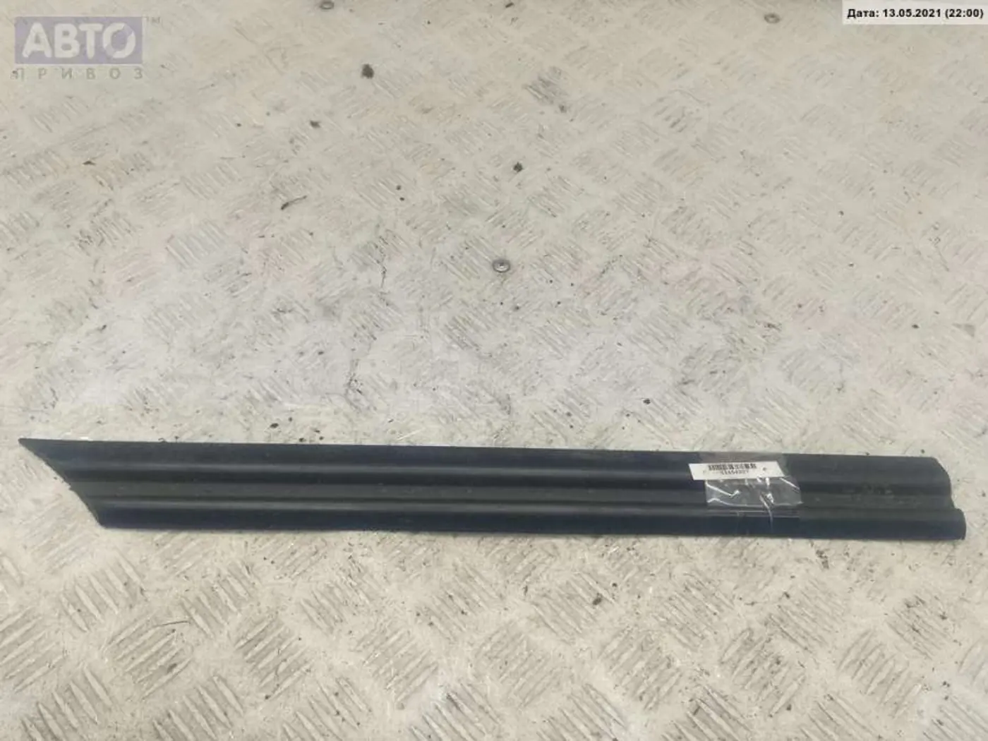 Молдинг крыла к Opel Astra 1991
