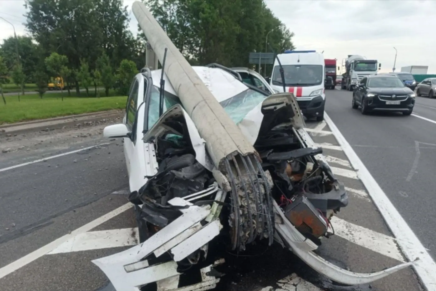Авария на МКАД: водитель уснул за рулем