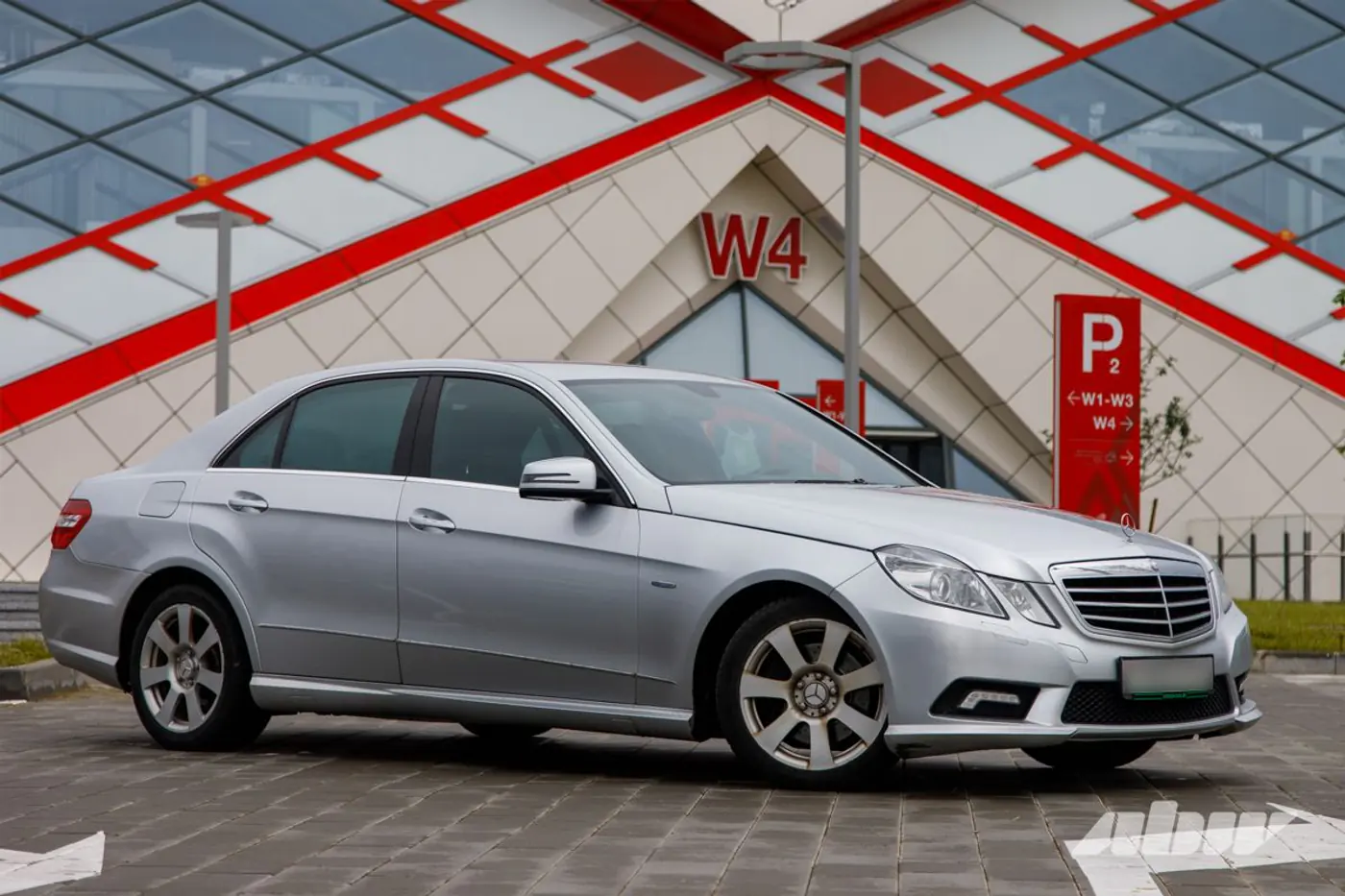 Секонд-тест Mercedes-Benz W212: все еще норм или уже стрем?