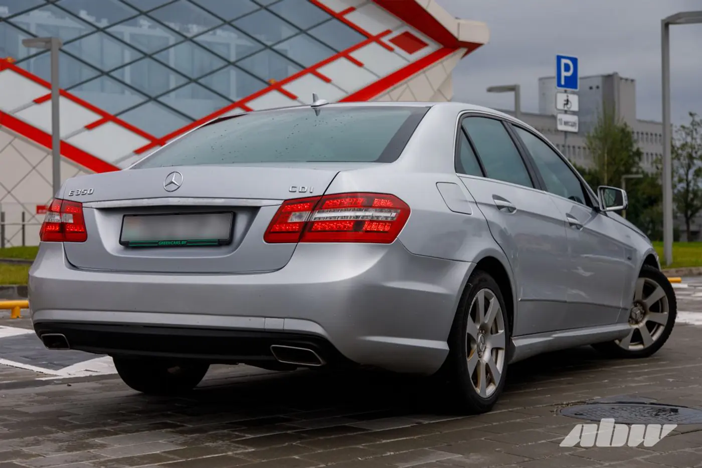 Секонд-тест Mercedes-Benz W212: все еще норм или уже стрем?