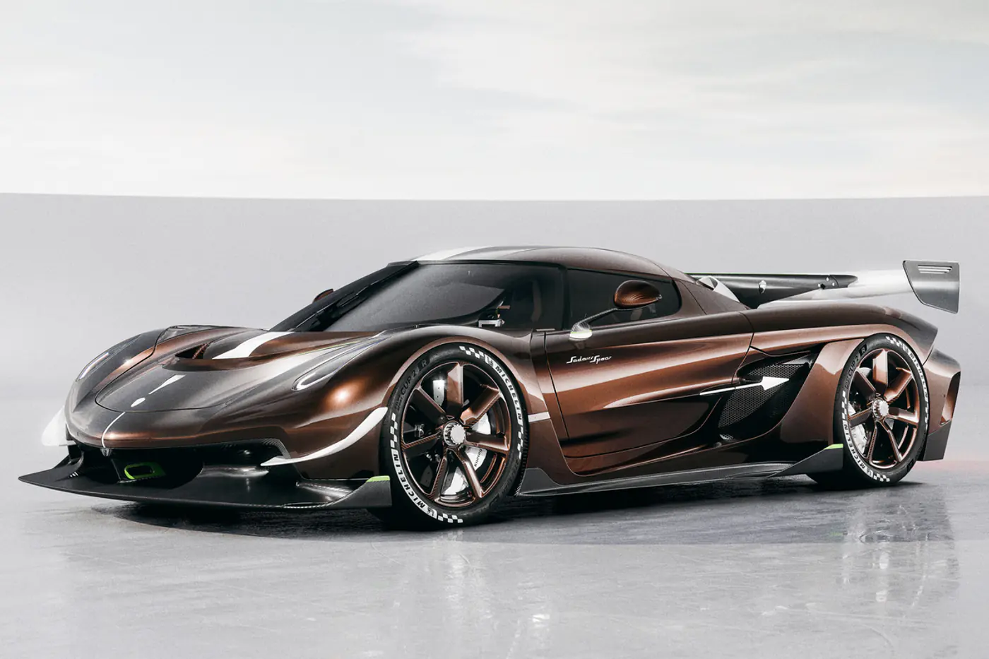 Трековый монстр: Koenigsegg показала новый хардкорный гиперкар