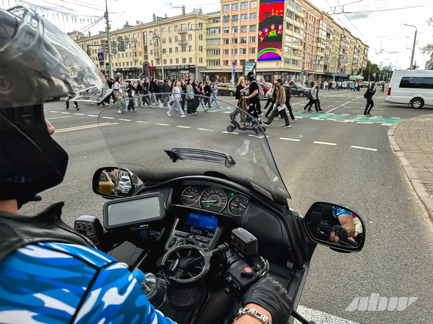 «Сравнивать нас с гангстерами просто некорректно»: интервью с руководителем мотоклуба Racing Clan MC