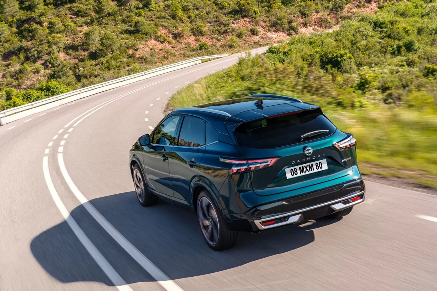 Nissan Qashqai выведет в свет гибридную установку нового поколения