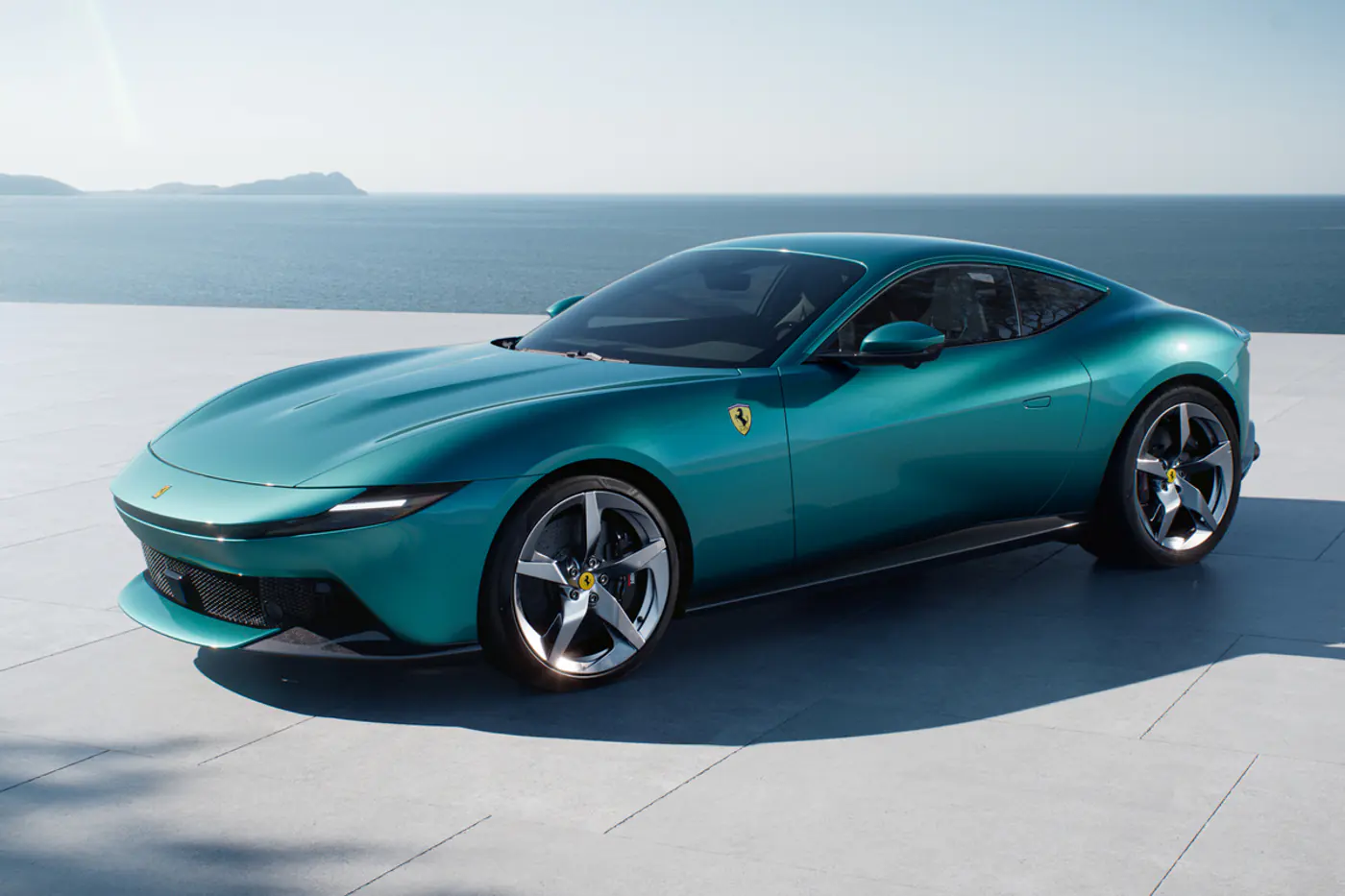Roma, прощай: представлен суперкар Ferrari Amalfi