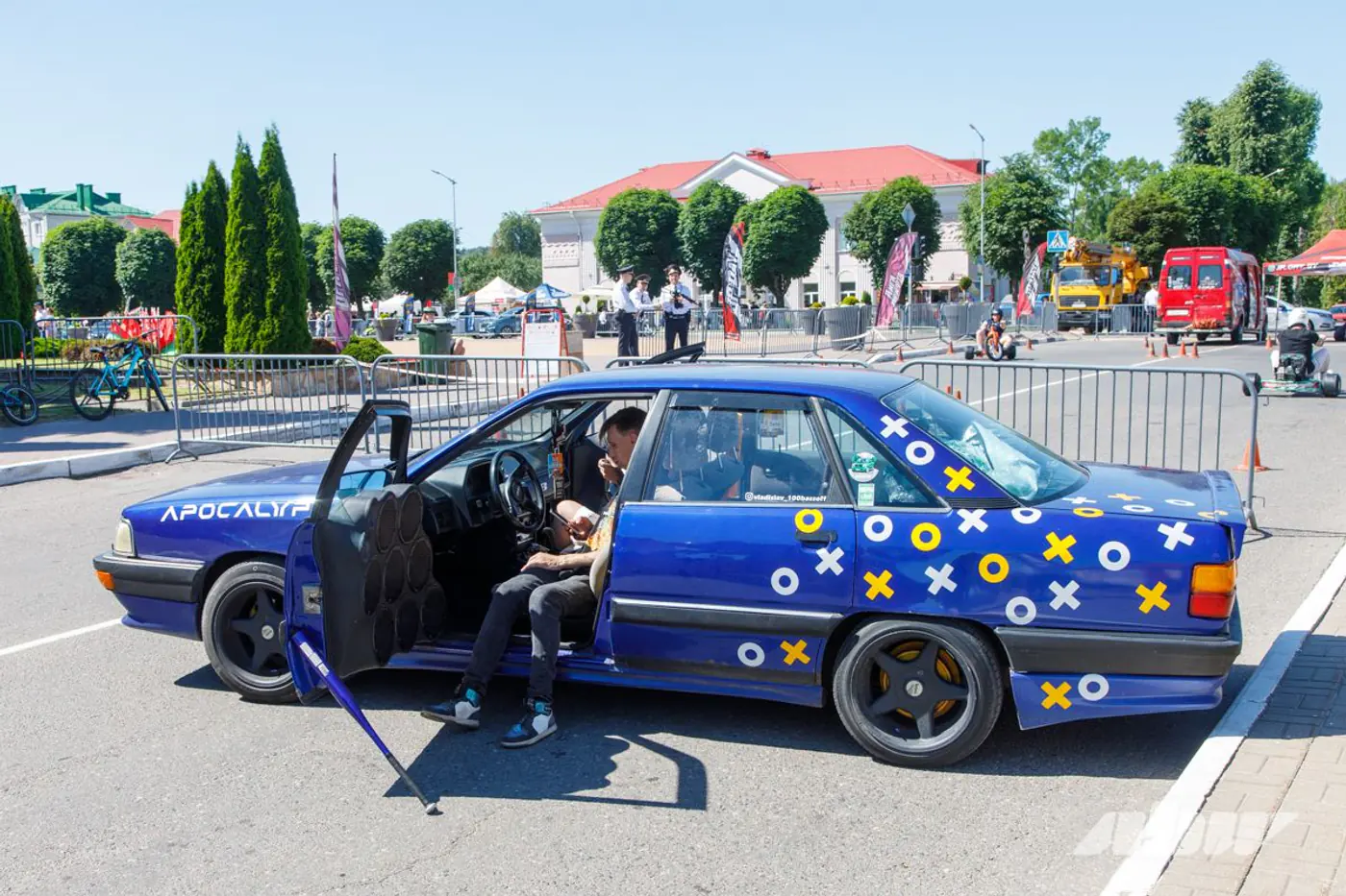 Логойск автомобильный: смотрите, какие машины были на местном «АВТО фесте»