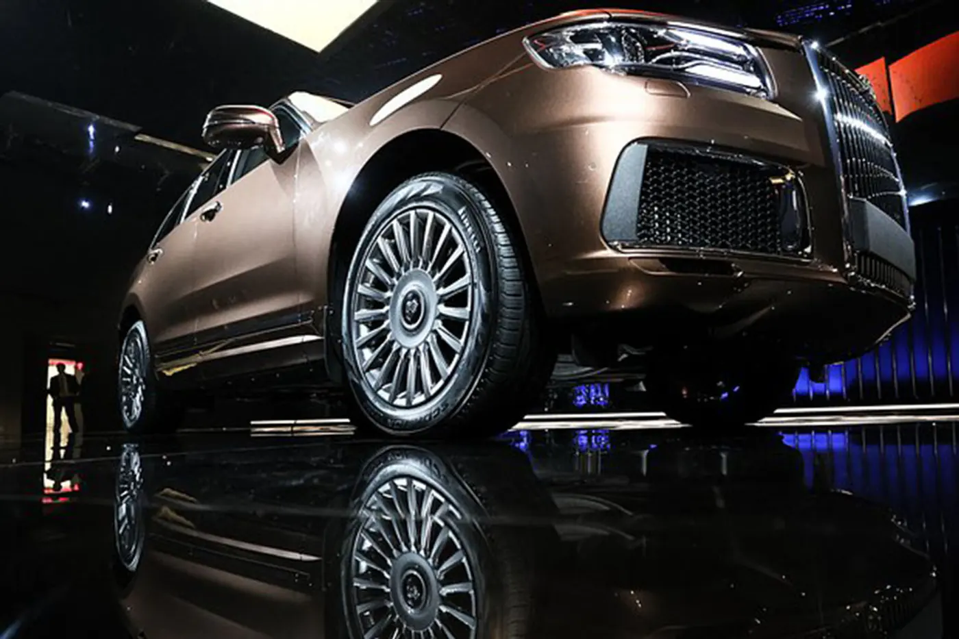 На «ИННОПРОМе» представлены беспилотные Aurus Komendant и LADA Vesta