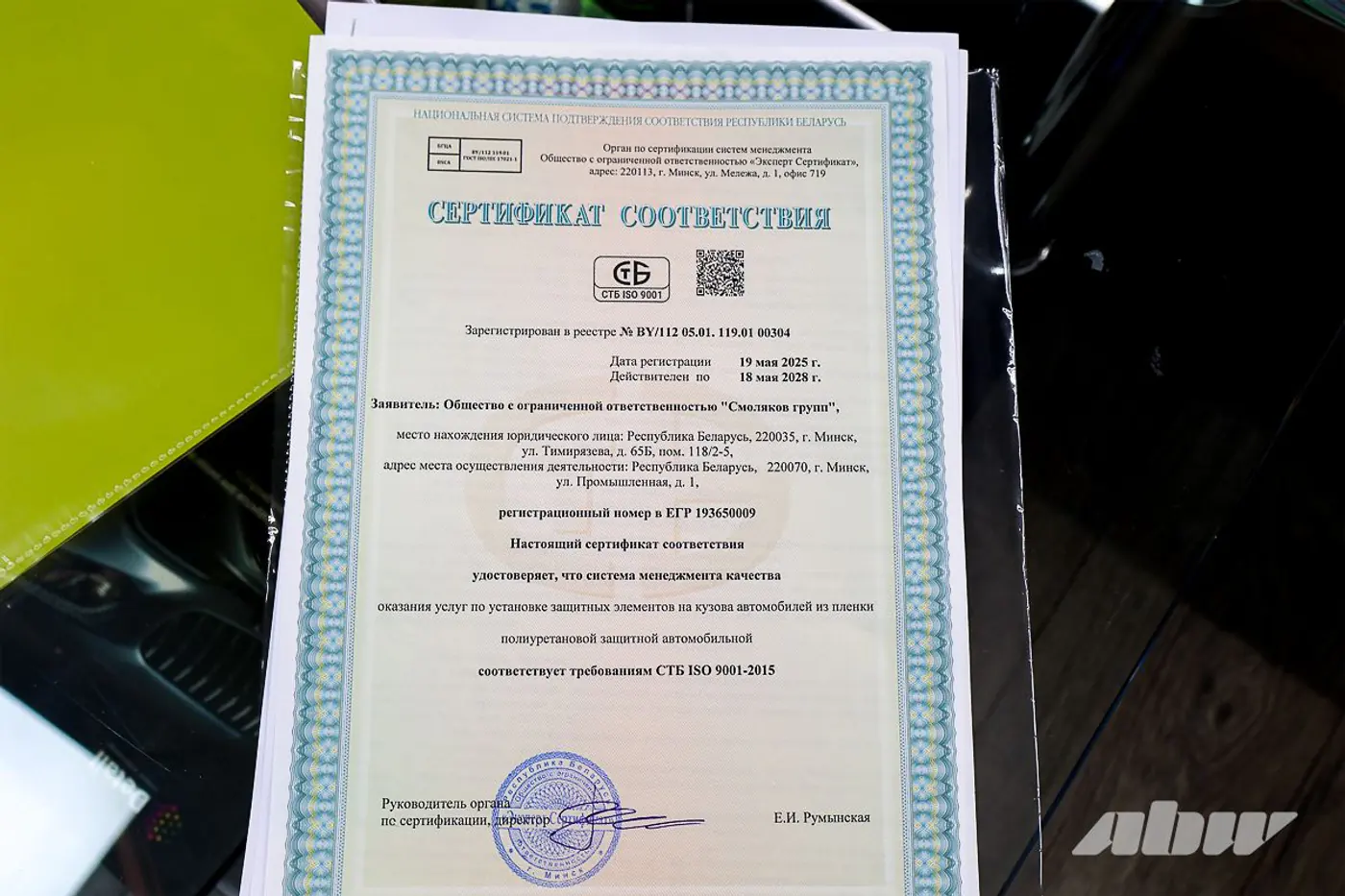 Разницы в качестве нет? Раскрываем секреты антигравийных пленок