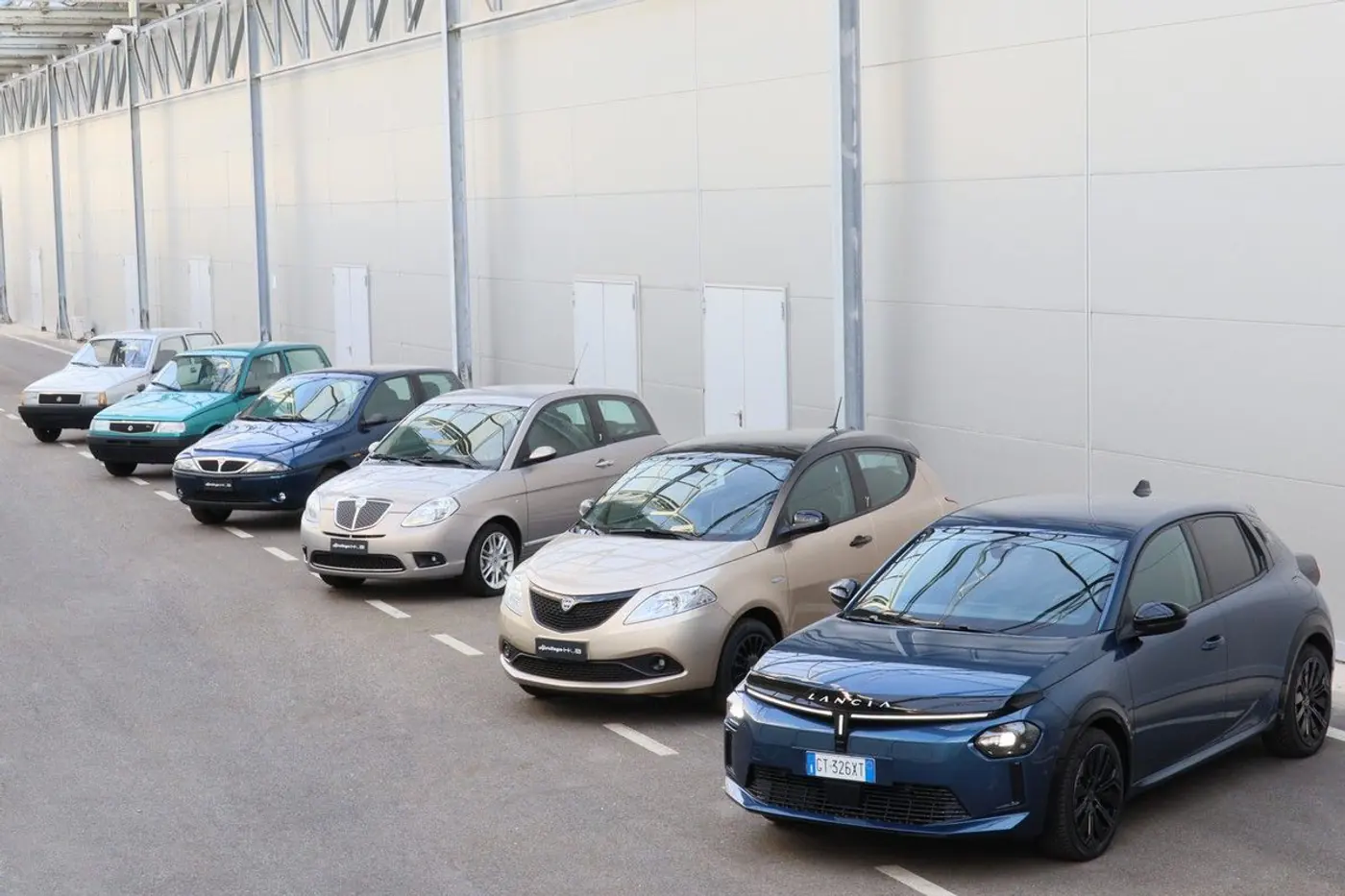 На стиле: итальянская «модница» Lancia Ypsilon отмечает 40-летие