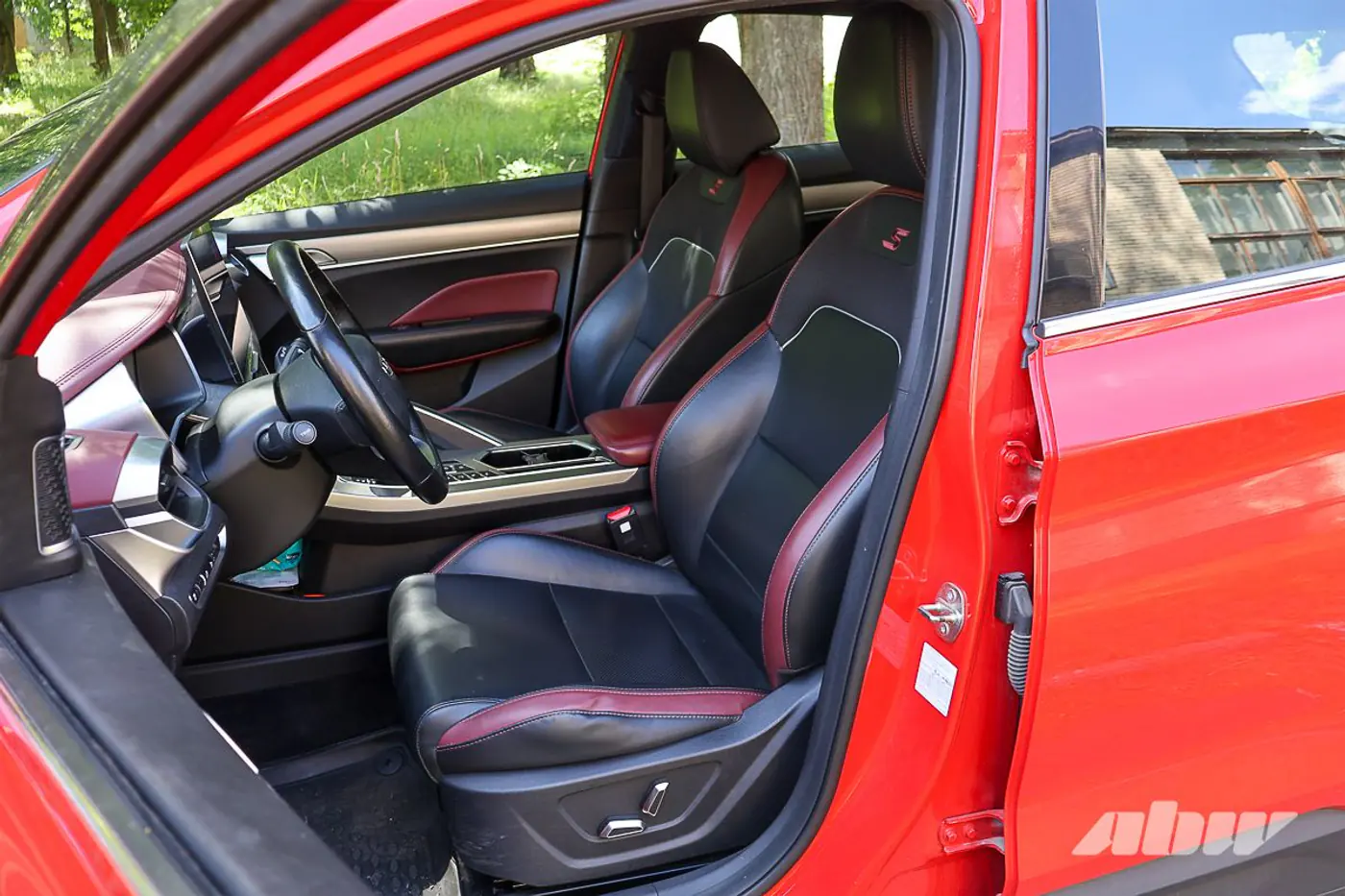 «Ничего страшного в подержанном «китайце» не увидел»: мнение владельца Geely Coolray с пробегом 230 000 км