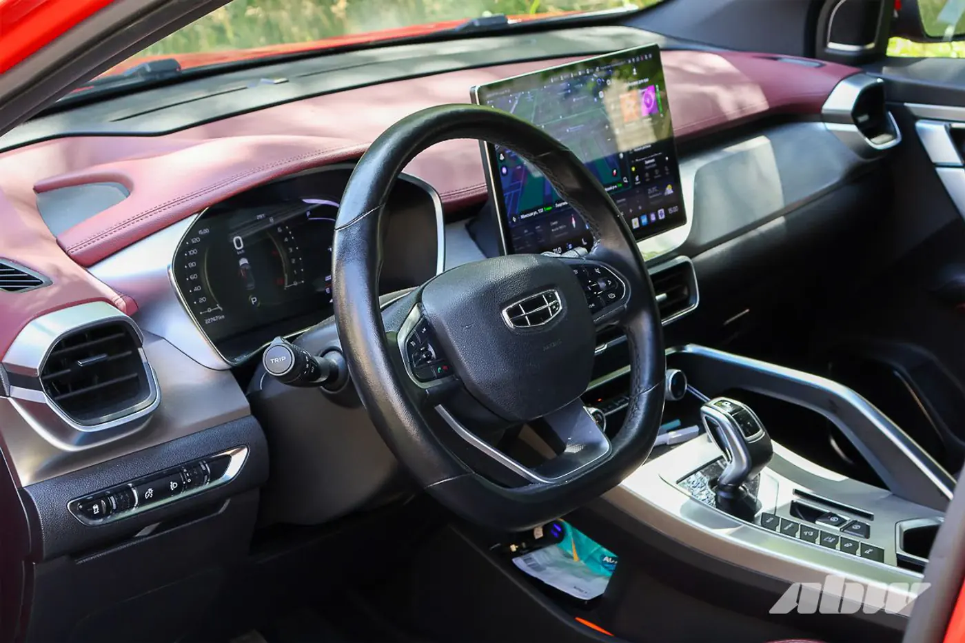 «Ничего страшного в подержанном «китайце» не увидел»: мнение владельца Geely Coolray с пробегом 230 000 км