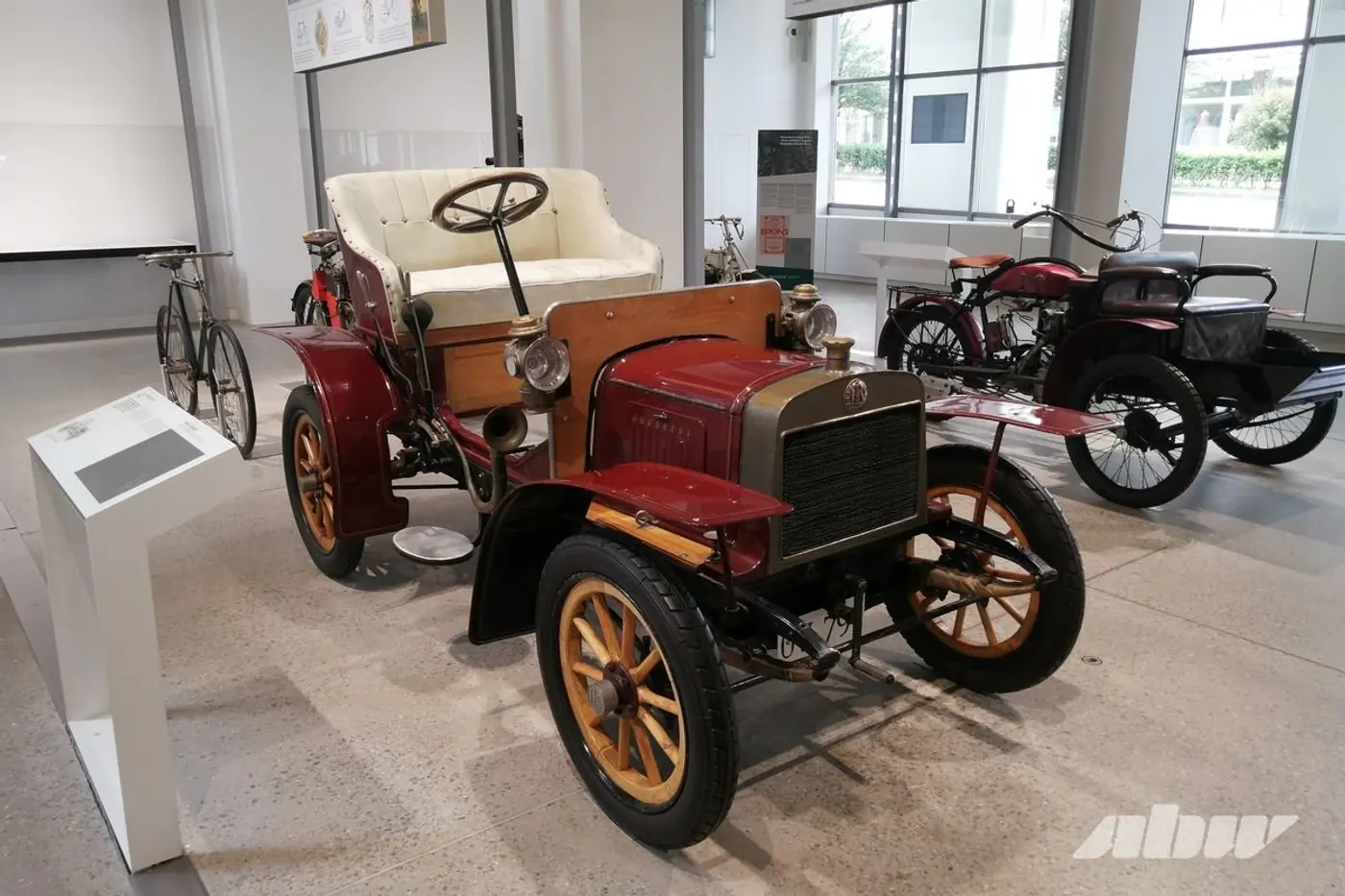130-летний юбилей Skoda: основные вехи истории и знаковые модели