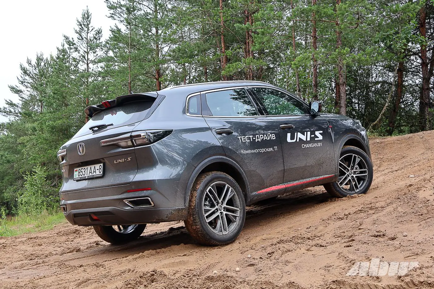 Отрицание, торг, принятие: тест-драйв Changan UNI-S