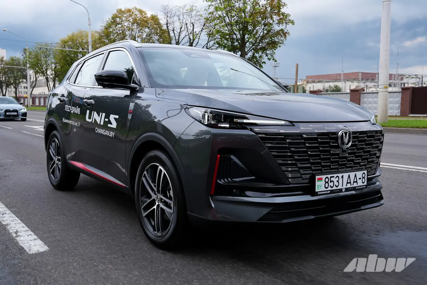 Отрицание, торг, принятие: тест-драйв Changan UNI-S