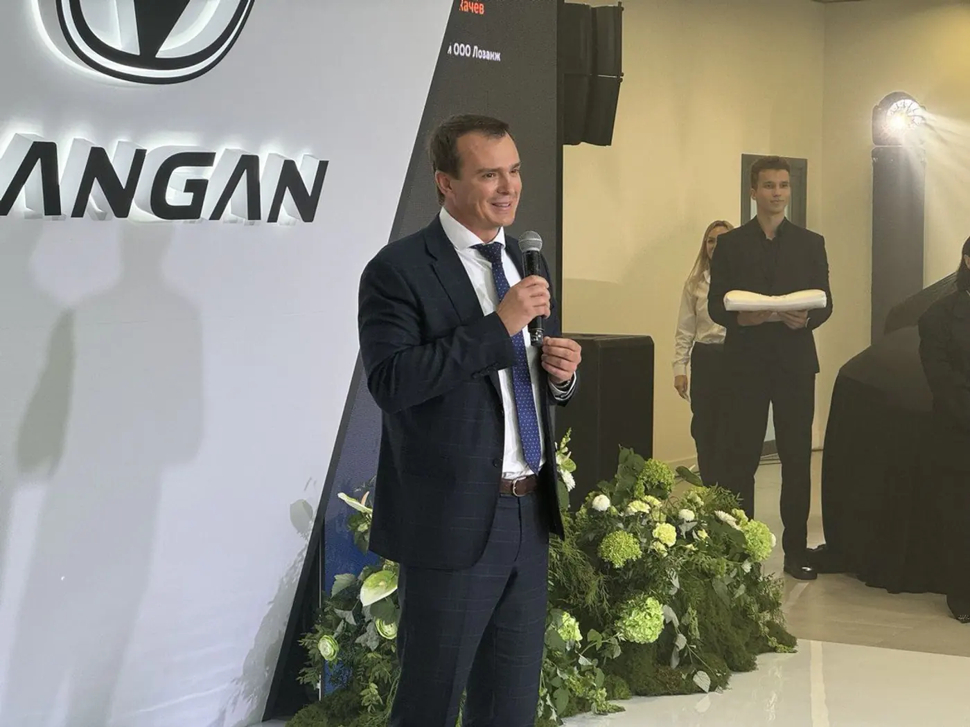 Changan открыл первый автоцентр в Минске и озвучил цены на автомобили