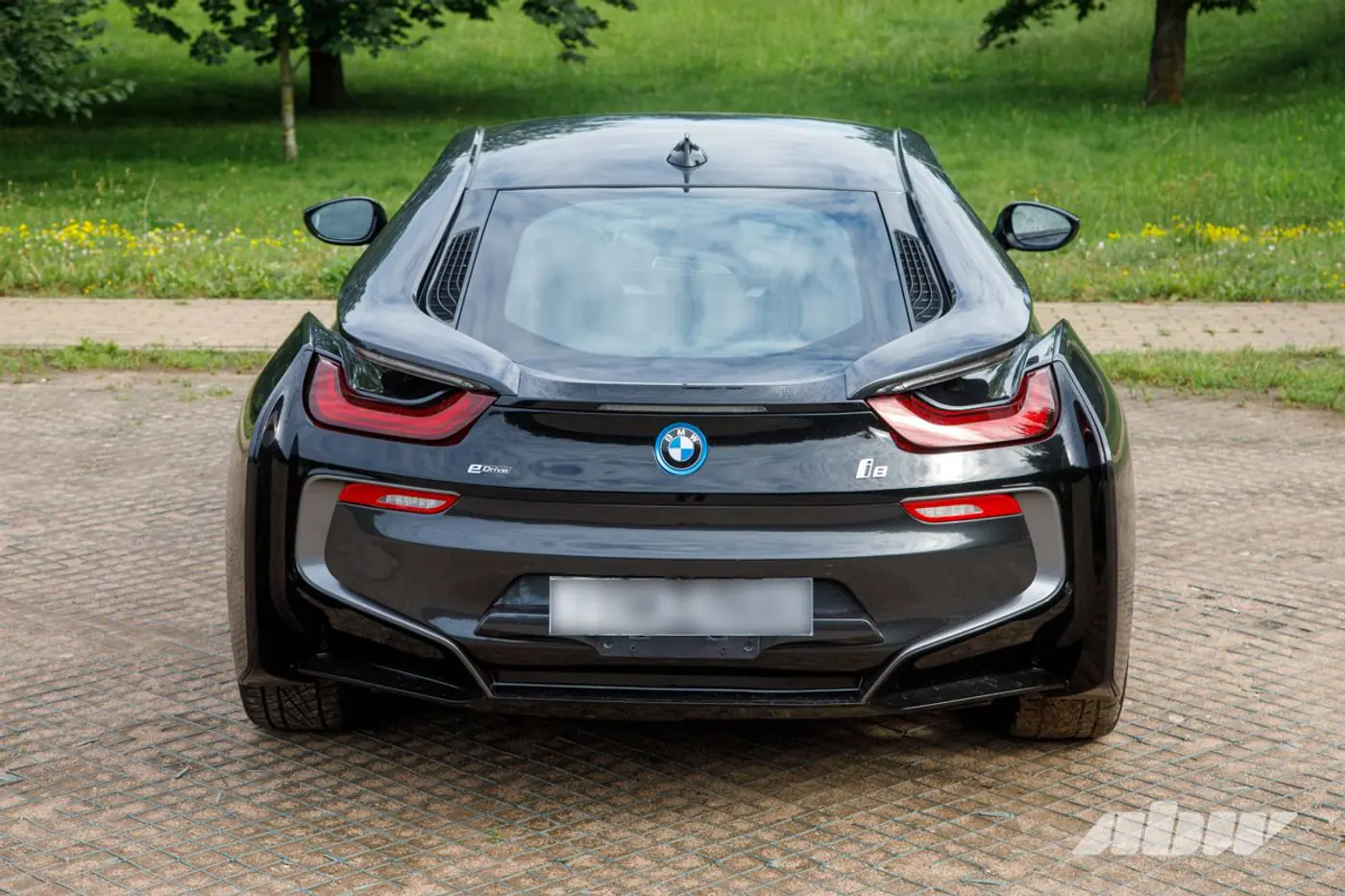 Его не поняли или просто не пытались понять? Секонд-тест BMW i8