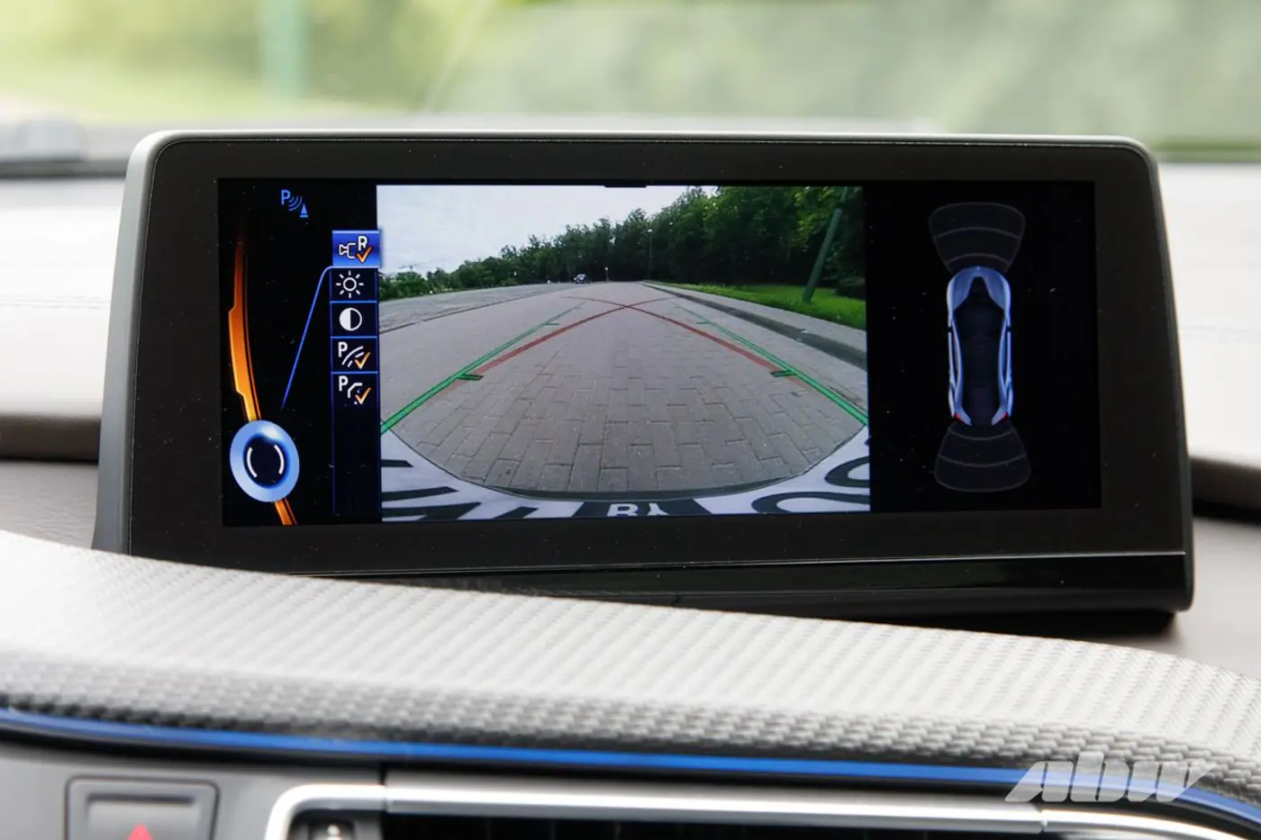 Его не поняли или просто не пытались понять? Секонд-тест BMW i8