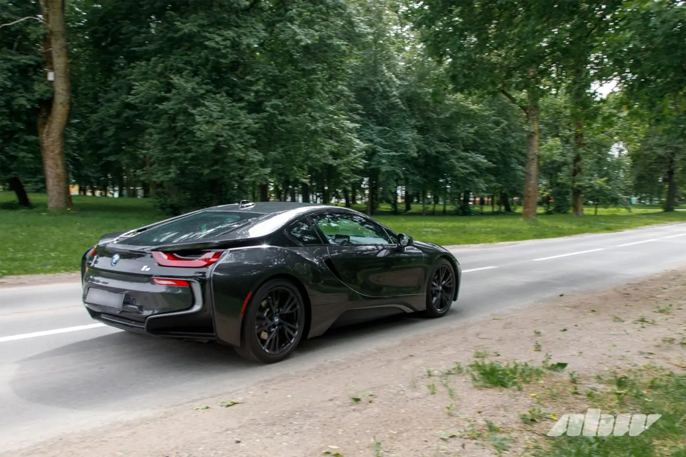 Его не поняли или просто не пытались понять? Секонд-тест BMW i8