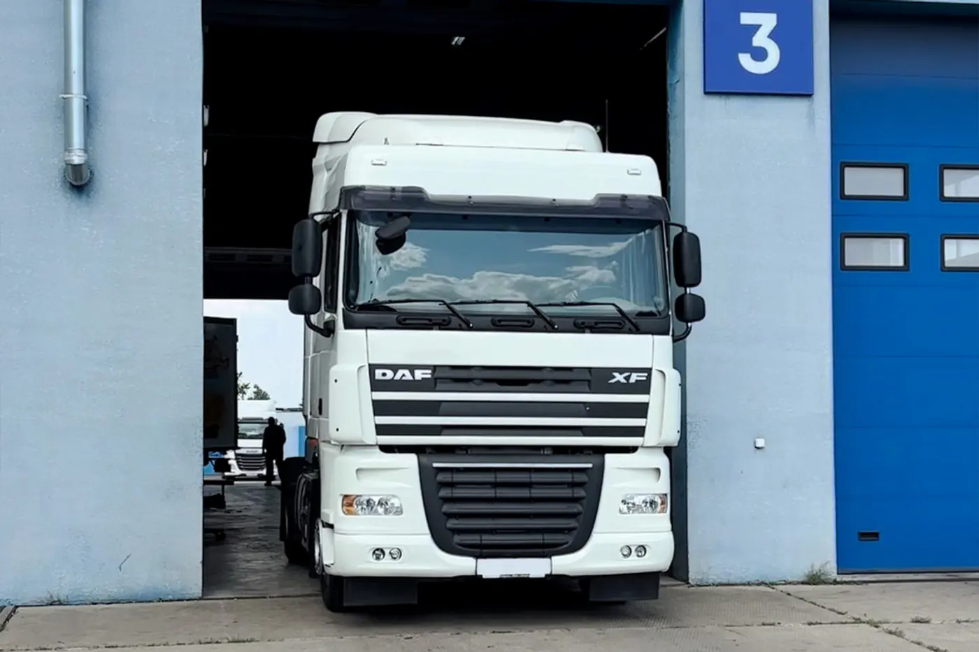 Тягач DAF XF105 с пробегом под 1,5 миллиона километров восстановили на белорусском сервисе – и он снова готов к работе!
