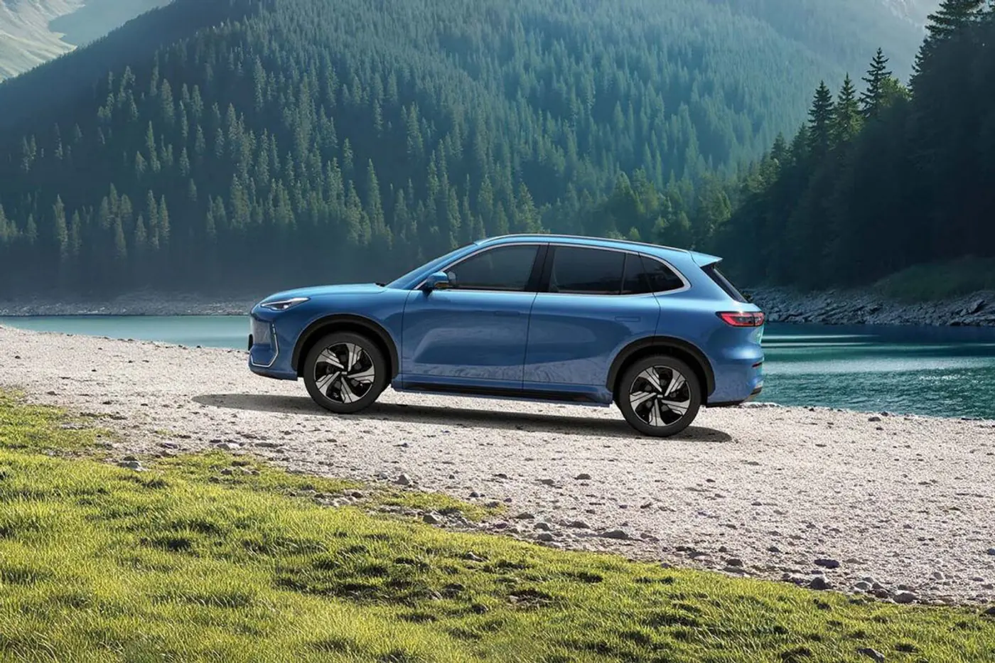 Новая батарея и улучшенная подвеска: Geely модернизировала кроссовер EX5