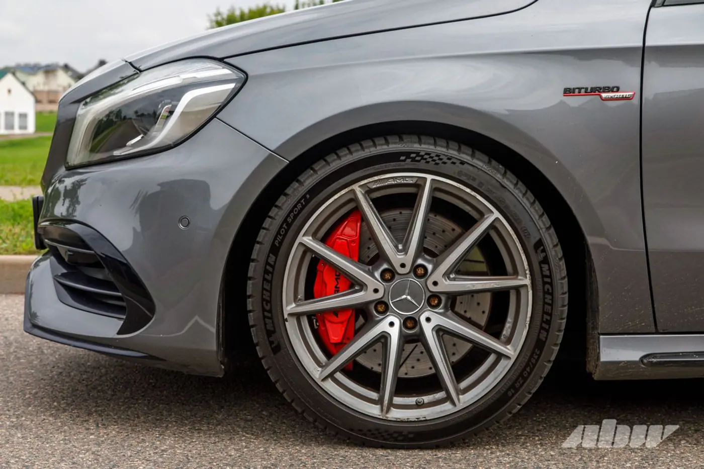 Порвать поводок! Секонд-тест Mercedes-Benz A45 AMG