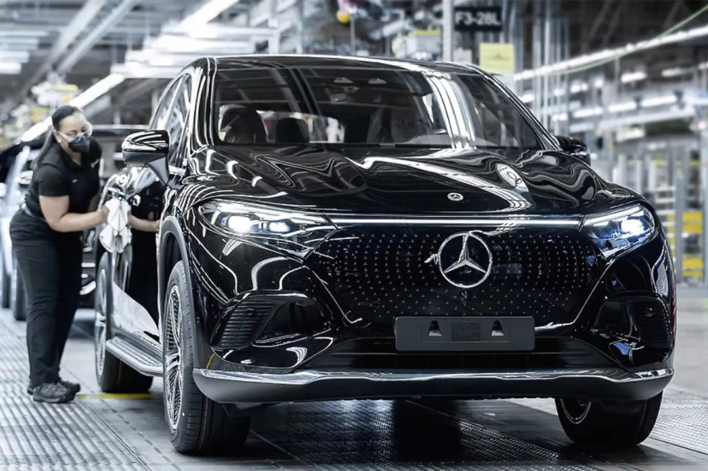 Mercedes-Benz теряет прибыль: какие факторы ударили по немецкому автогиганту