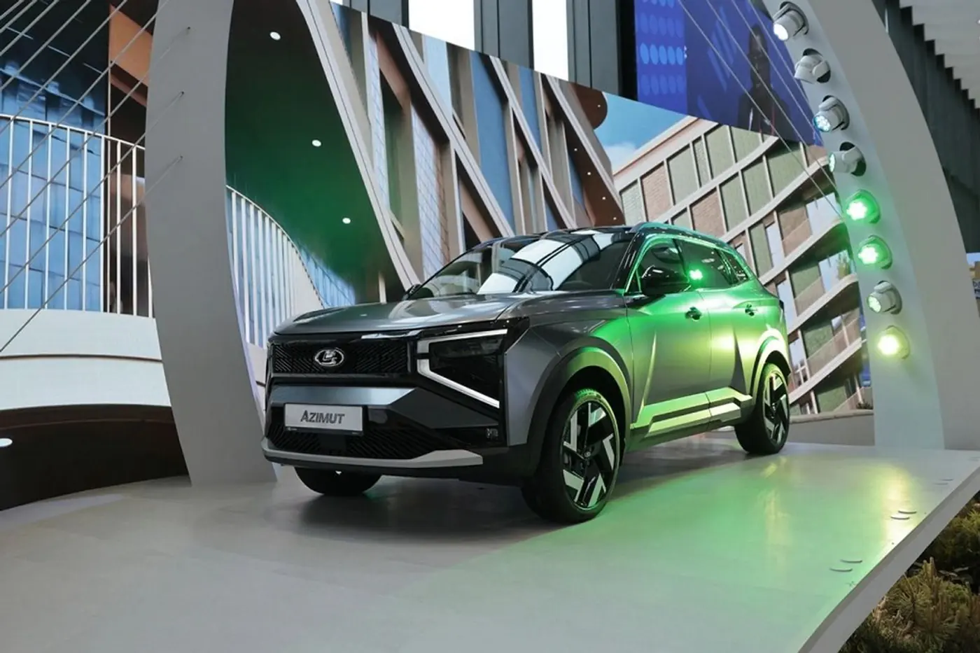 В поисках «Азимута»: путь LADA к кроссоверу на базе Vesta