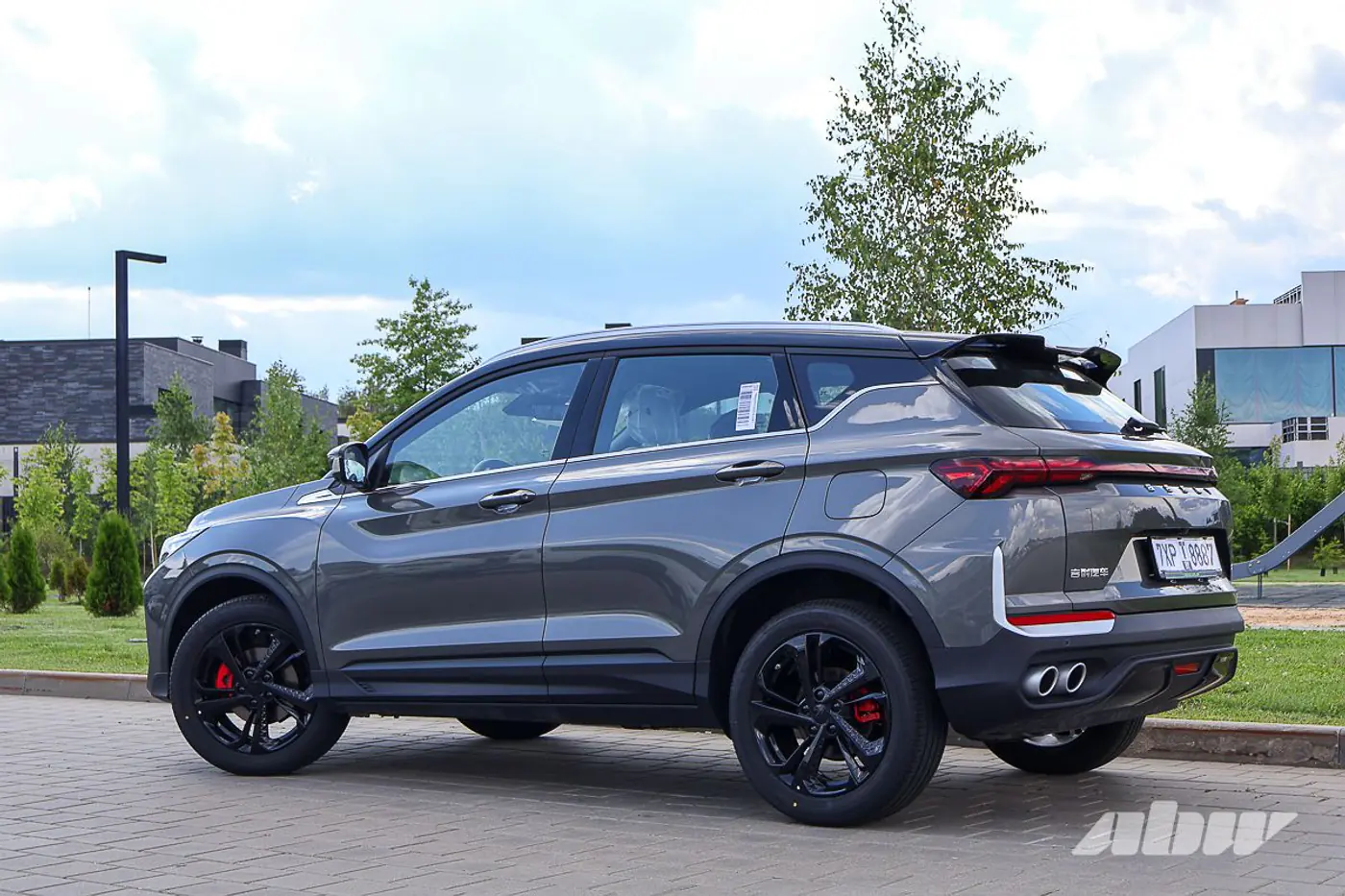 Coolray по новому рецепту: тест-драйв Geely Binyue L из Китая