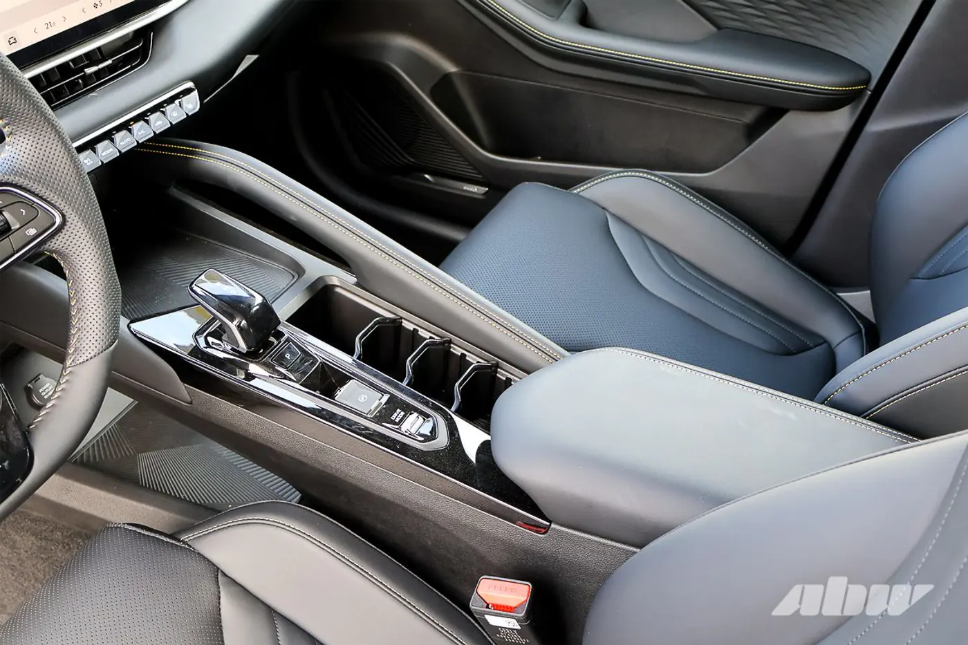 Coolray по новому рецепту: тест-драйв Geely Binyue L из Китая
