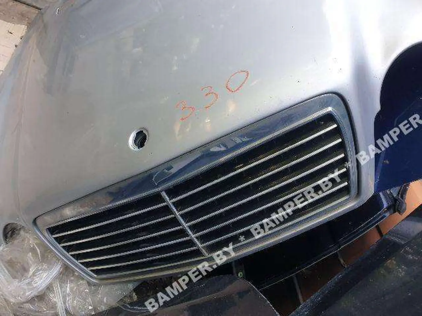 Решетка капота к Mercedes-Benz E-klasse 1997