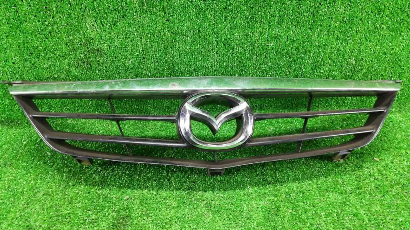 Решетка радиатора к Mazda 626 2002
