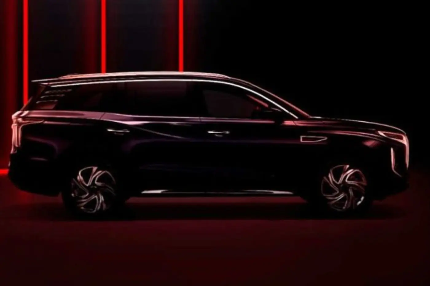 Hongqi HS7: что известно о новом семиместном кроссовере