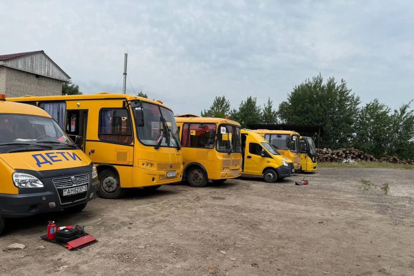 По всей Беларуси проходит масштабная проверка школьных автобусов