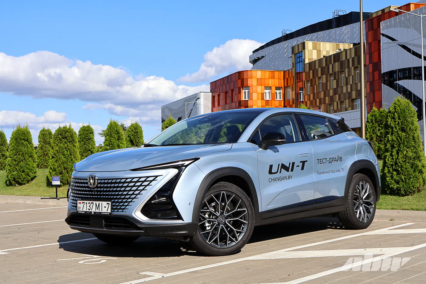 Тест-драйв Changan UNI-T: что скрывается за яркой внешностью